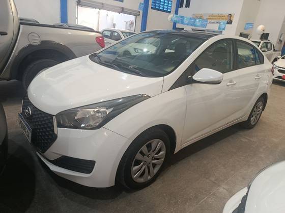 HYUNDAI HB20S 1.6 COMFORT STYLE 16V FLEX 4P AUTOMÁTICO